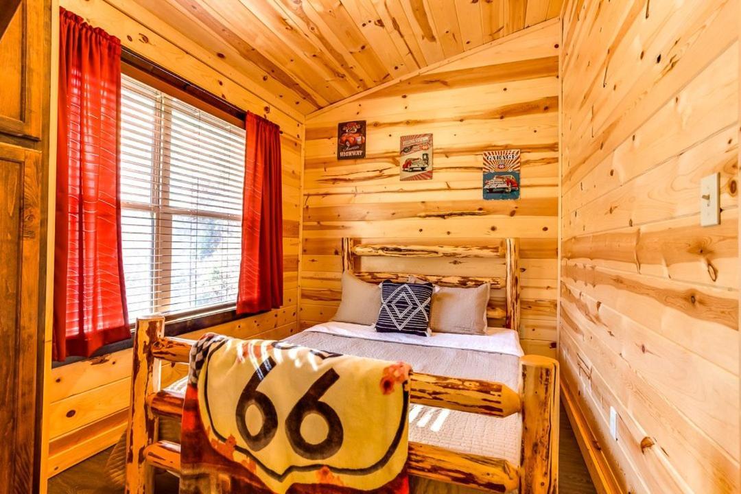 Route 66 Cabin Pigeon Forge Quarto foto